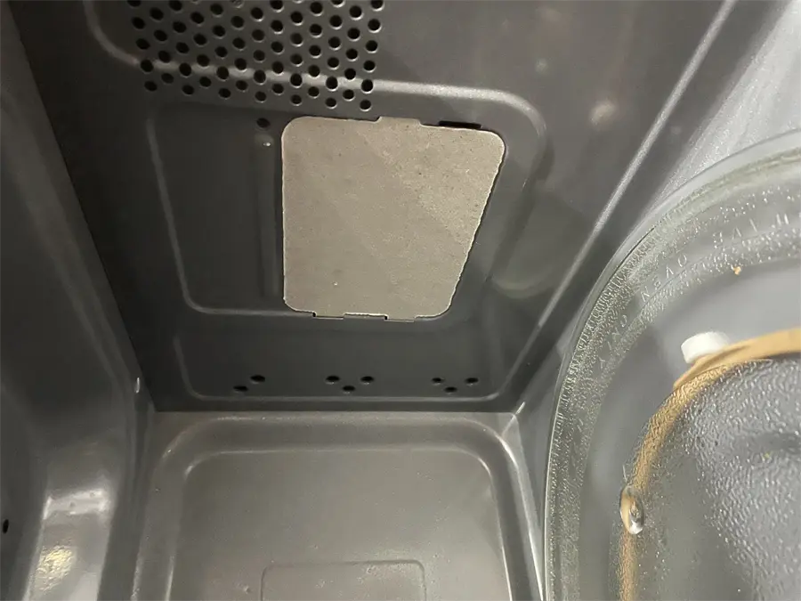 Khách hàng review Lò vi sóng Electrolux EMM23D22B 23 lít 1