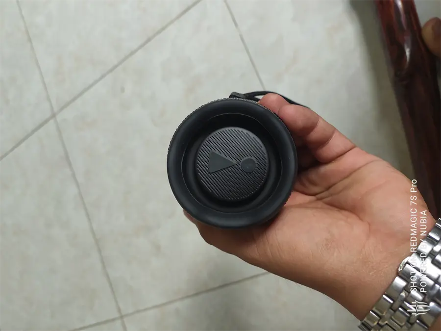 Khách hàng review Loa Bluetooth JBL Flip 6 12