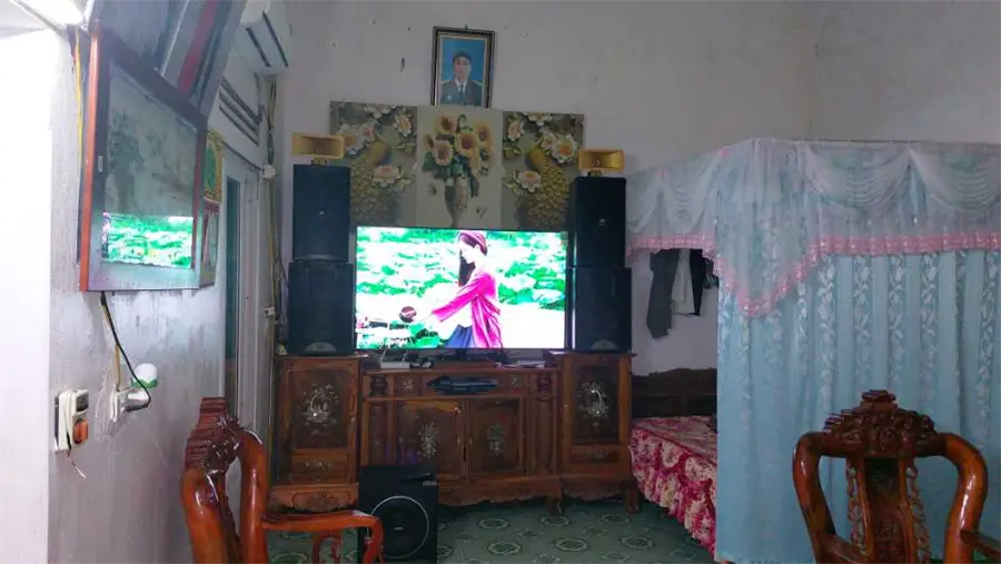 Khách hàng review Smart Tivi QLED 4K 65 inch Samsung QA65Q70B 2