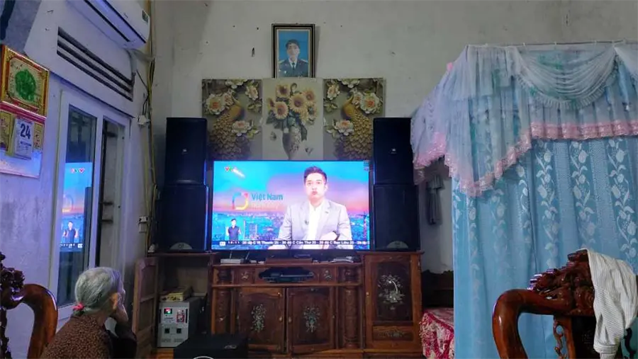 Khách hàng review Smart Tivi QLED 4K 65 inch Samsung QA65Q70B 1