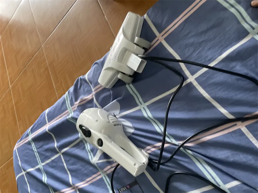 Khách hàng review Máy hút bụi cầm tay Midea MVC-SC861B 1
