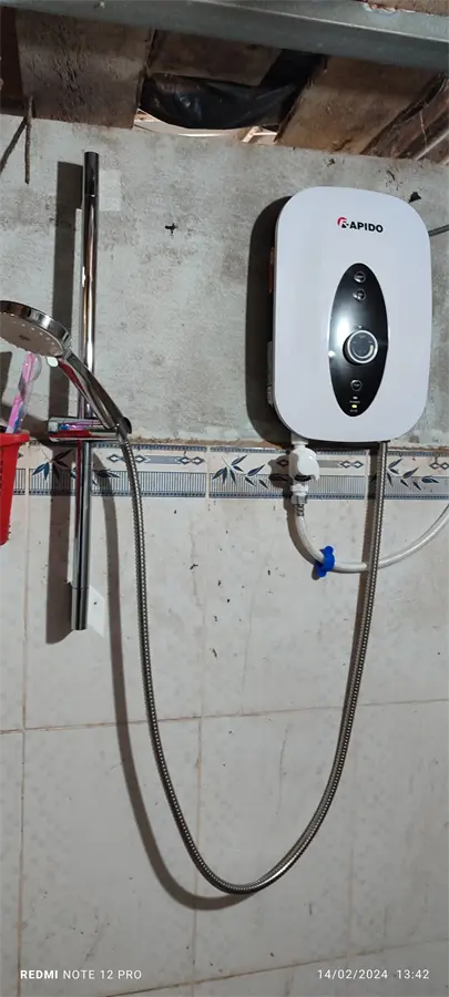 Khách hàng review Máy nước nóng trực tiếp Rapido 4500W SONNE - SP4.5 2