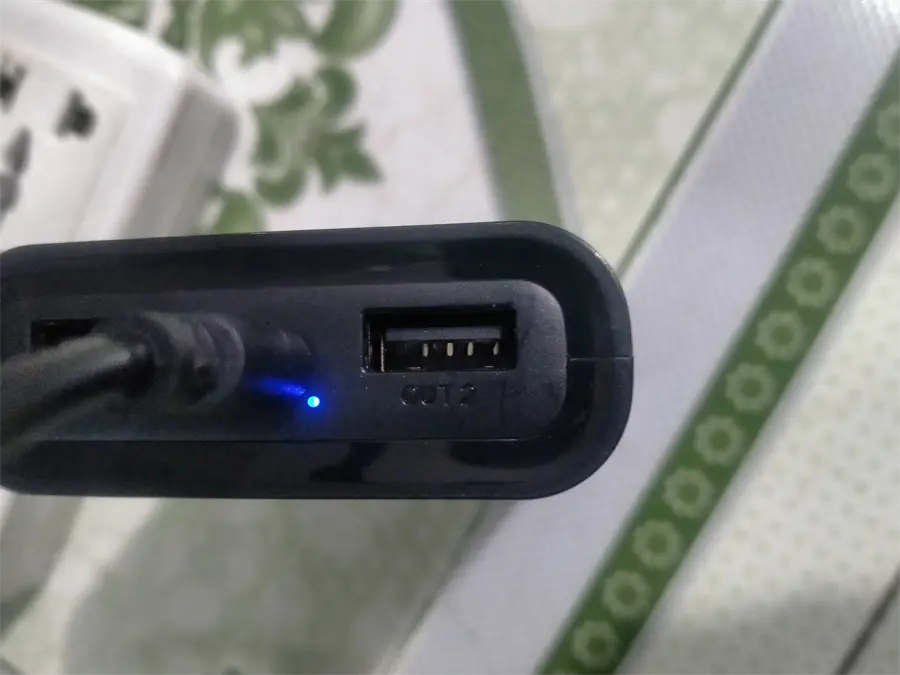 Khách hàng review Pin sạc dự phòng Polymer 10000mAh 12W AVA  JP299 10