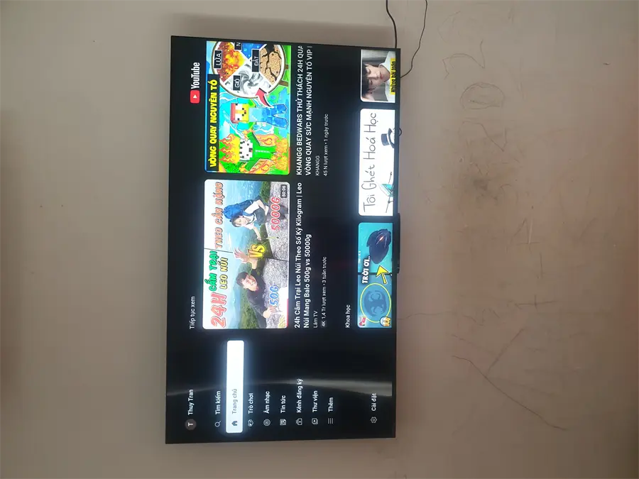 Khách hàng review Google Tivi QLED Toshiba 4K 55 inch 55M550LP 3