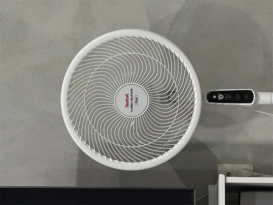 Khách hàng review Quạt đứng Tefal 6 cánh VH689690 80W 4