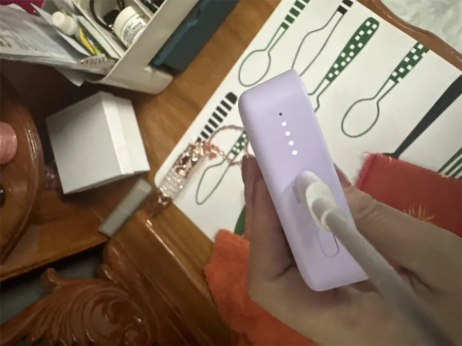 Khách hàng review Pin sạc dự phòng Polymer 10000mAh không dây Magnetic Type C PD 20W Xmobile T156 8