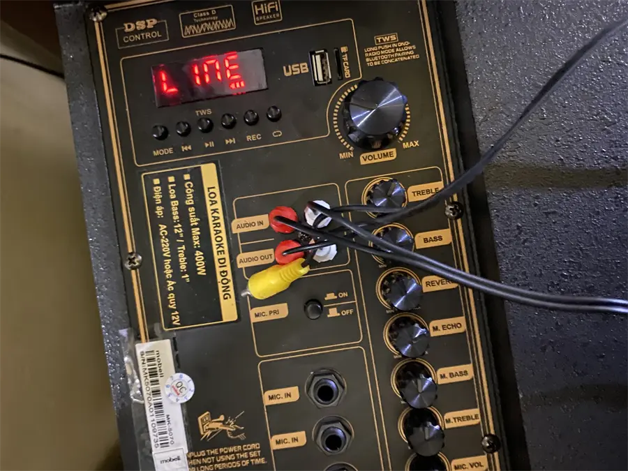 Khách hàng review Loa kéo karaoke Mobell MK-5070 400W 10