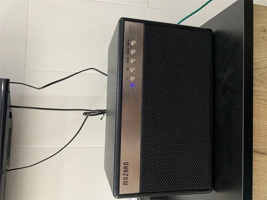 Khách hàng review Loa Bluetooth Mozard BT100 Đen 1
