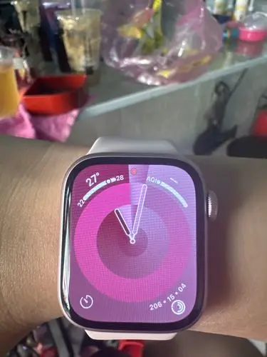 Khách hàng review Đồng hồ thông minh Apple Watch Series 9 GPS 41mm viền nhôm dây thể thao 3