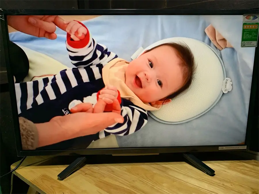 Khách hàng review Google Tivi Sony 32 inch KD-32W830K 5