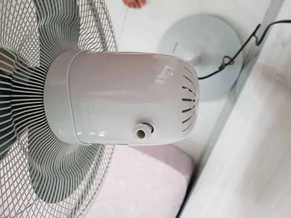 Khách hàng review Quạt đứng Sharp 3 cánh PJ-S40MV-LG 55W 8