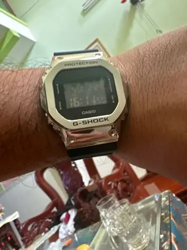 Khách hàng review Đồng hồ G-SHOCK 5600 43.2 mm Nam GM-5600-1DR 2