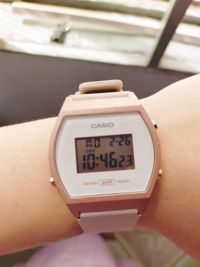 Khách hàng review Đồng hồ Casio Timeless 35 mm Nữ LW-204-4ADF 5
