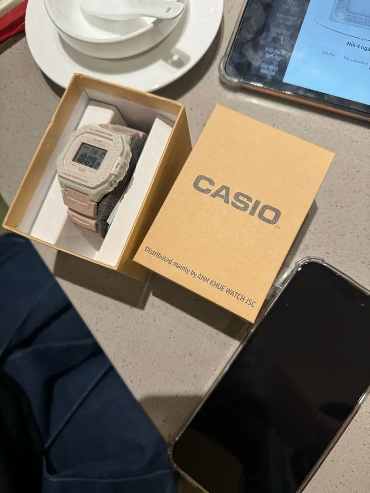 Khách hàng review Đồng hồ Casio Timeless 43.2 mm Nữ W-218HC-4A2VDF 4