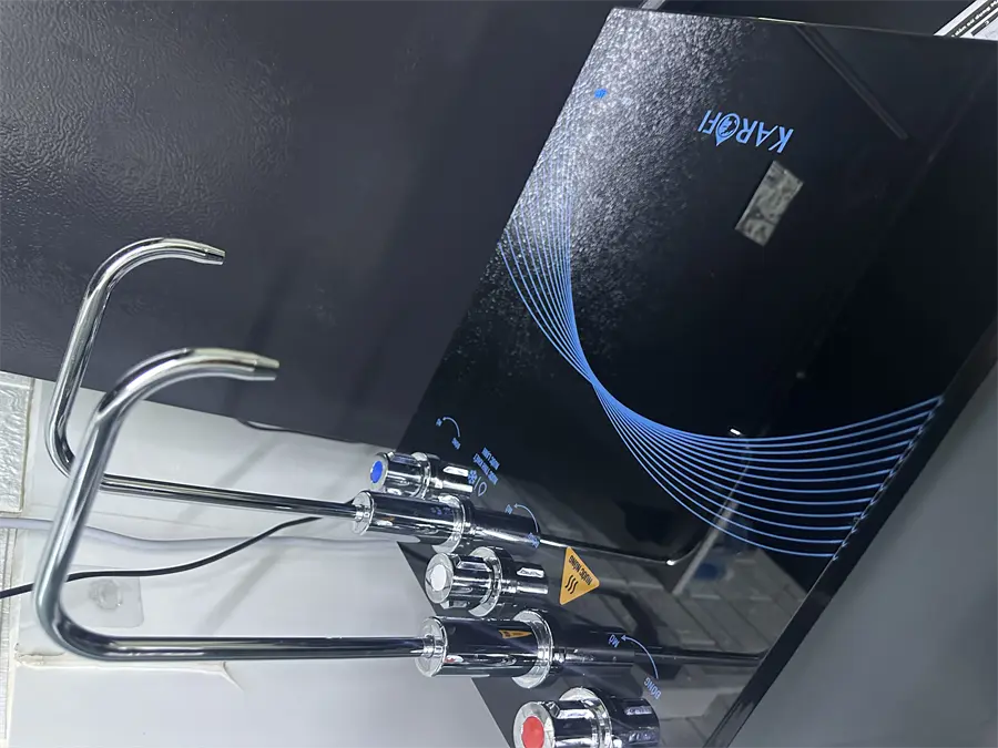Khách hàng review Máy lọc nước RO nóng nguội lạnh Karofi KAD-X56 11 lõi 9