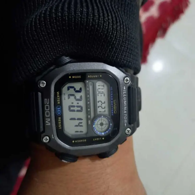 Khách hàng review Đồng hồ Casio Timeless 50.5 × 50.4 mm Nam DW-291HX-1AVDF 4