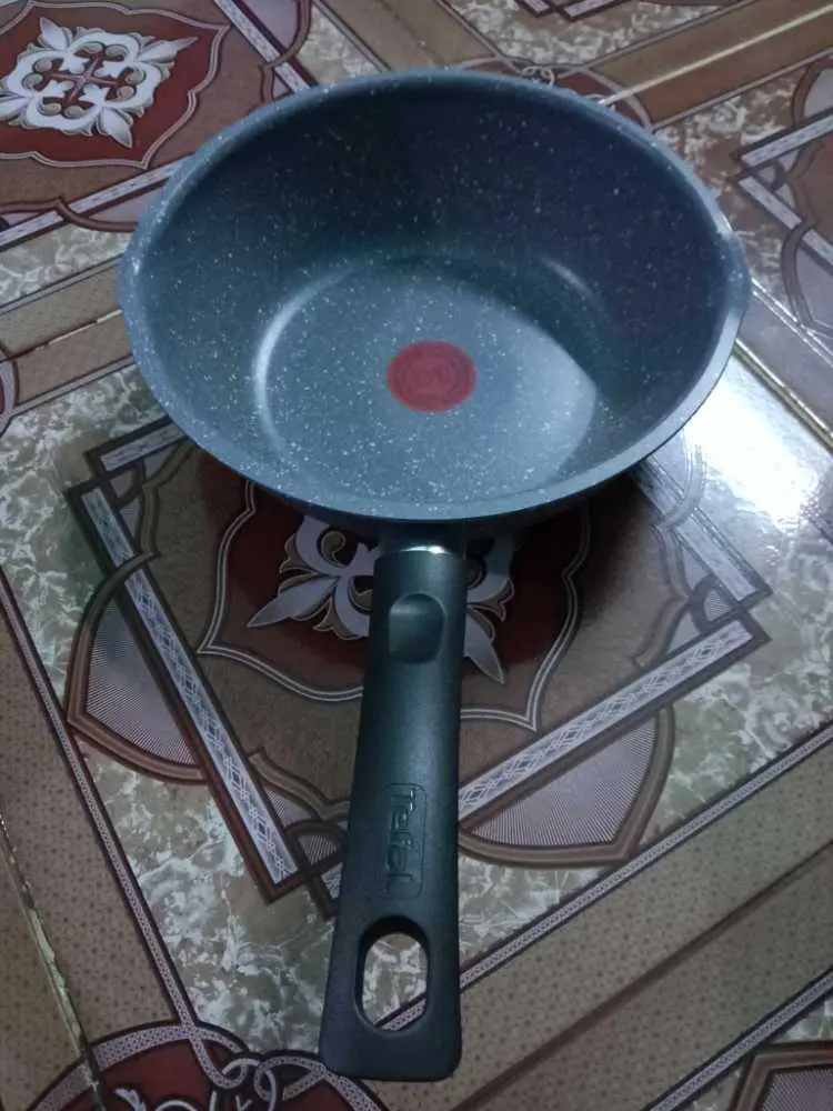 Khách hàng review Chảo nhôm sâu chống dính vân đá đáy từ 24 cm Tefal Cook Healthy G1348495 3