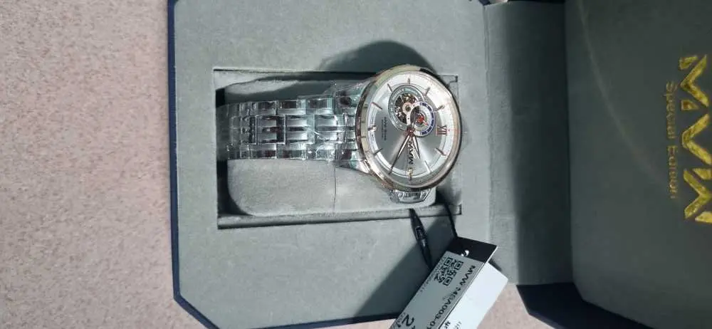 Khách hàng review Đồng hồ MVW Star 41.5 mm Nam MSA003-01N 11