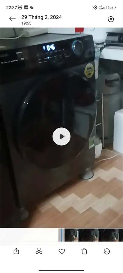 Khách hàng review Máy giặt Aqua Inverter 9 kg AQD- D902G BK 8