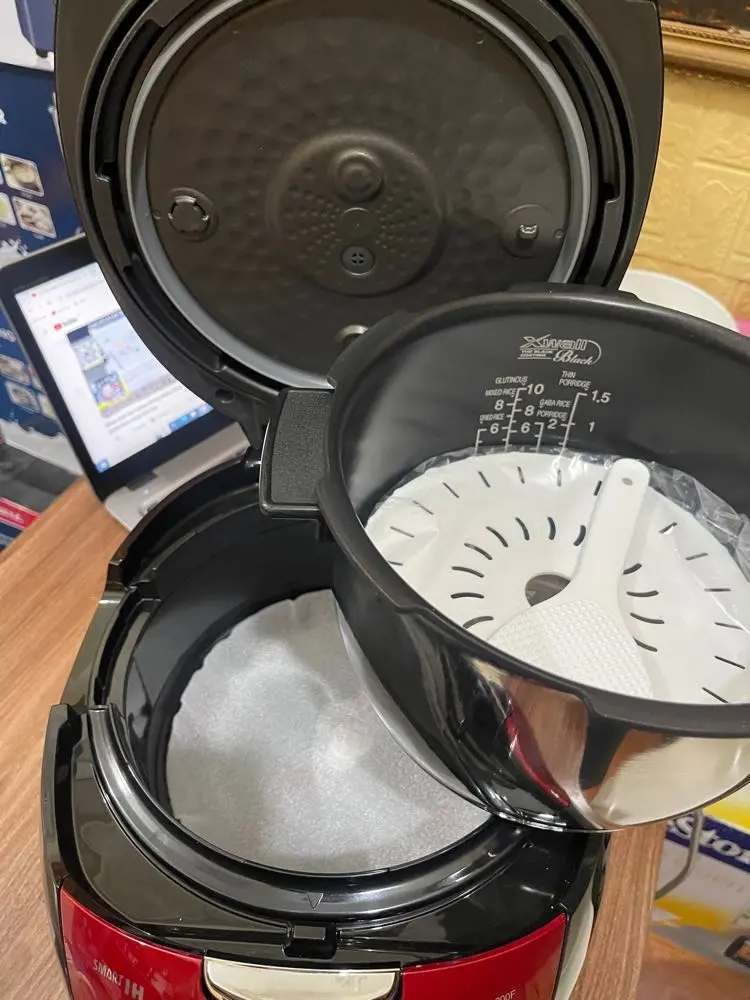 Khách hàng review Nồi cơm áp suất cao tần Cuckoo 1.8 lít CRP-HUS1000F 2