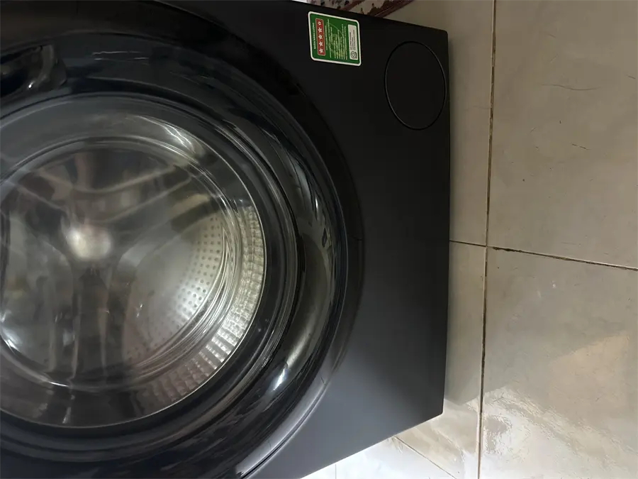 Khách hàng review Máy giặt Aqua Inverter 8.5 kg AQD-A852J BK 20