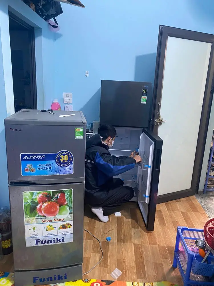 Khách hàng review Tủ lạnh Aqua Inverter 212 lít AQR-T239FA(HB) 1