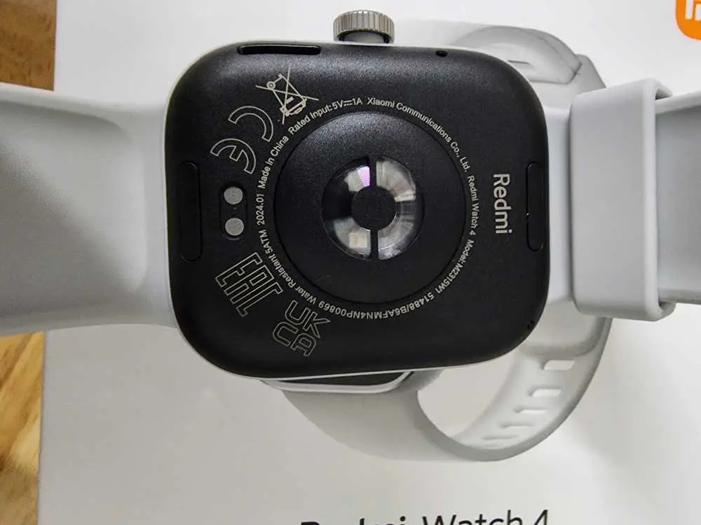 Khách hàng review Xiaomi Redmi Watch 4 47.5mm dây silicone 14