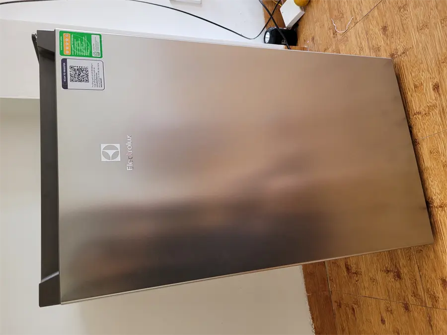 Khách hàng review Tủ lạnh Electrolux 94 lít EUM0930AD-VN 13