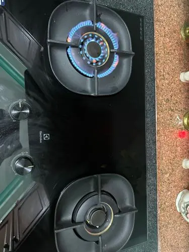 Khách hàng review Bếp ga âm Electrolux EHG8250BC 3