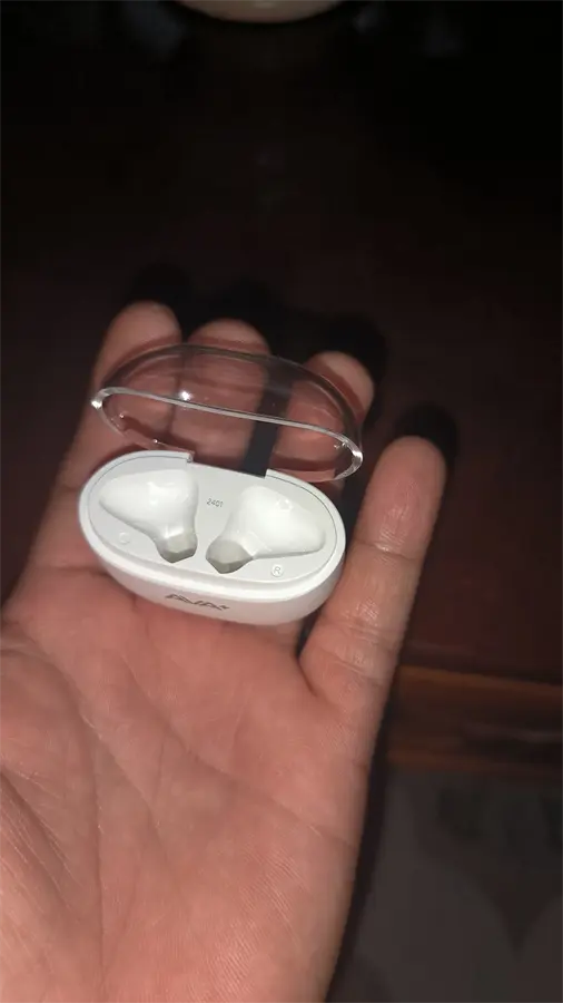 Khách hàng review Tai nghe Bluetooth True Wireless AVA  Go P210 17