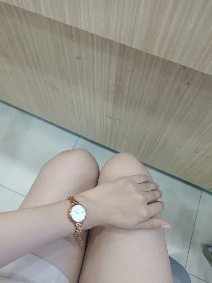 Khách hàng review Đồng hồ ELIO Nàng Thơ 26 mm Nữ ES052-01 2