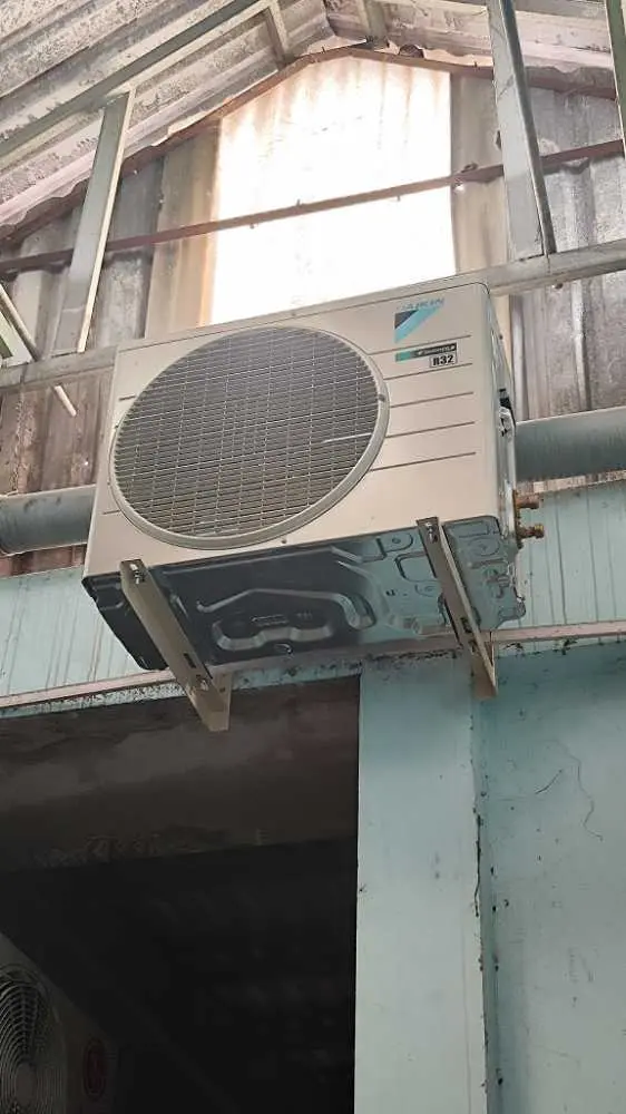 Khách hàng review Máy lạnh Daikin Inverter 1.5 HP ATKF35XVMV 3