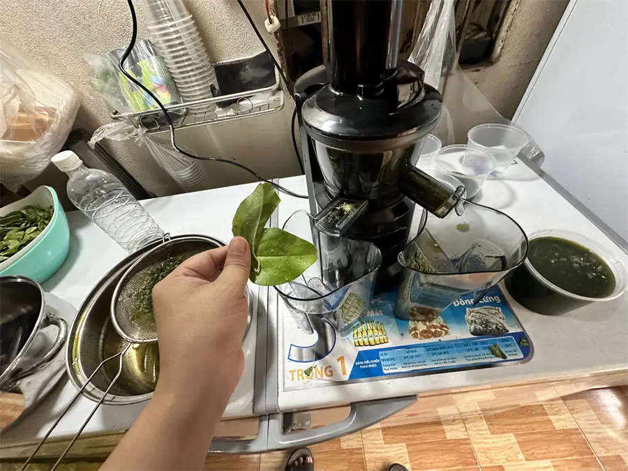 Khách hàng review Máy ép chậm Hafele HS-J32X (535.43.393) 3