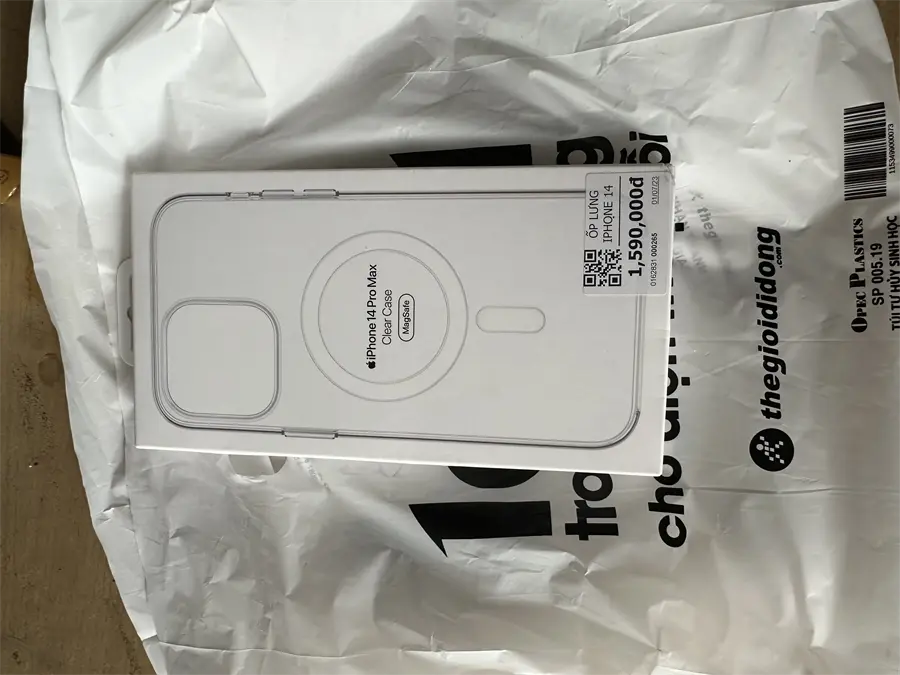 Khách hàng review Ốp lưng Magsafe iPhone 14 Pro Max Nhựa trong Apple MPU73 Chính hãng 5