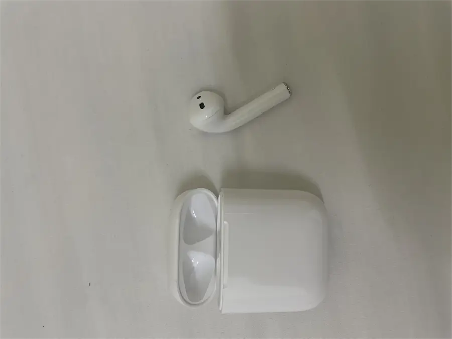 Khách hàng review Tai nghe Bluetooth AirPods 2 Lightning Charge Apple MV7N2 2