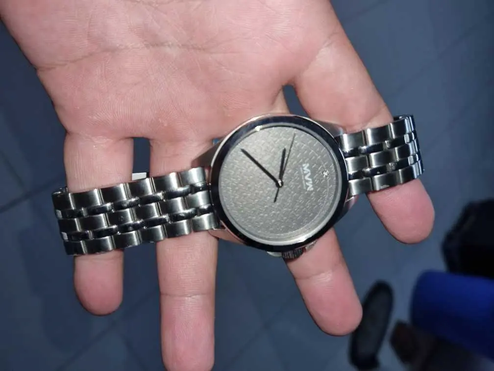 Khách hàng review Đồng hồ MVW 42 mm Nam MS023-01 3