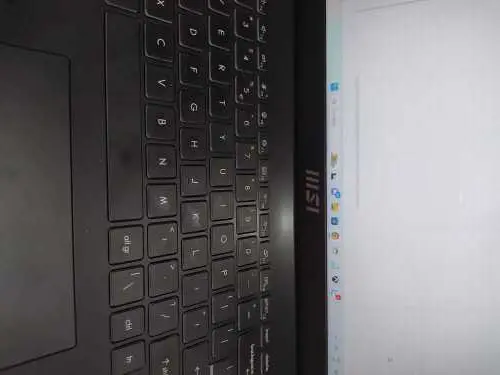 Khách hàng review Laptop MSI Modern 15 B7M R5 7530U/16GB/512GB/Win11 (231VN) 1