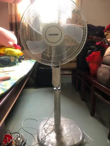 Khách hàng review Quạt đứng Toshiba 5 cánh F-LSA20(H)VN 60W 6