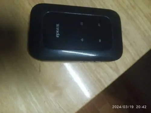 Khách hàng review Bộ phát Wifi di động 4G LTE 150Mbps Tenda 4G180 1