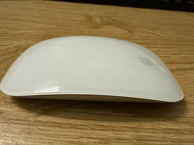 Khách hàng review Chuột sạc Bluetooth Apple MK2E3 5