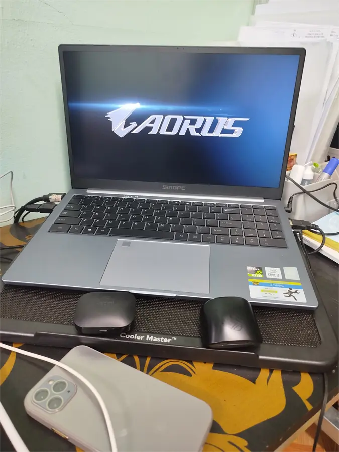 Khách hàng review Laptop SingPC M16 i7 1065G7/8GB/512GB/2GB MX330/Win11 Pro (M16i7108M5-W) 2