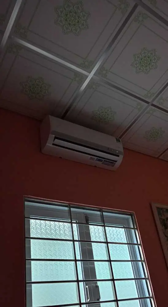 Khách hàng review Máy lạnh Midea Inverter 1 HP MAFA-09CDN8 63