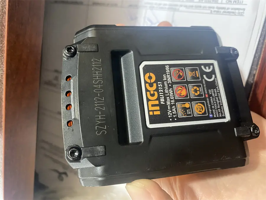 Khách hàng review Máy khoan vặn vít pin Ingco CDLI1221 12V 2