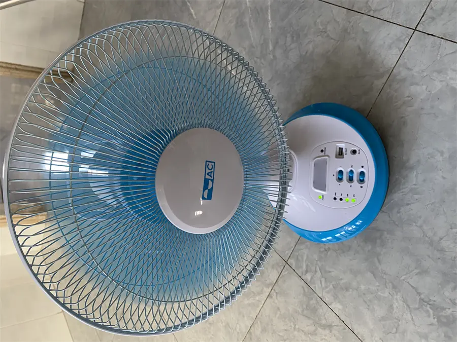 Khách hàng review Quạt sạc điện AC 3 cánh ARF03D123 30W 8