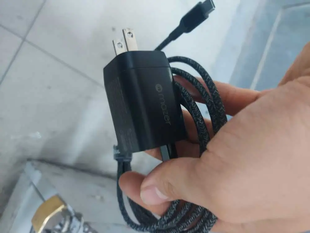 Khách hàng review Adapter Sạc 2 cổng USB Type C PD QC 3.0 GaN 33W Mazer T33W 1