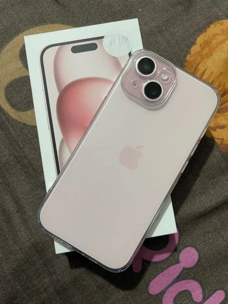 Khách hàng review Điện thoại iPhone 15 256GB 5