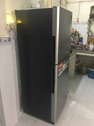 Khách hàng review Tủ lạnh Sharp Inverter 330 lít SJ-XP352AE-SL 4