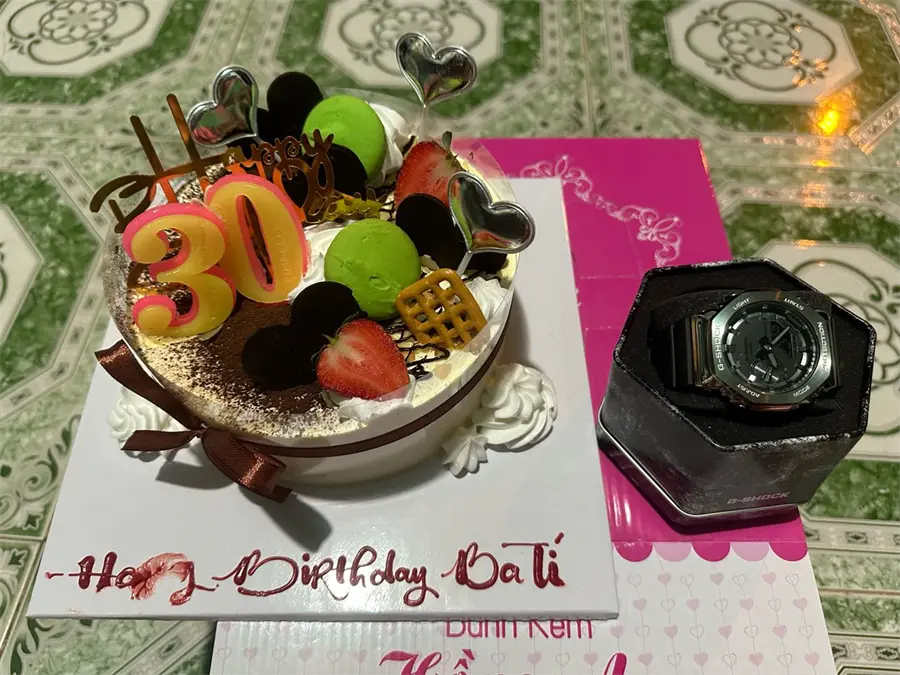 Khách hàng review Đồng hồ G-SHOCK 2100 45.4 mm Nam GM-2100-1ADR 2