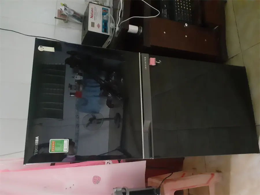 Khách hàng review Tủ lạnh Toshiba Inverter 180 lít GR-B22VU UKG 14