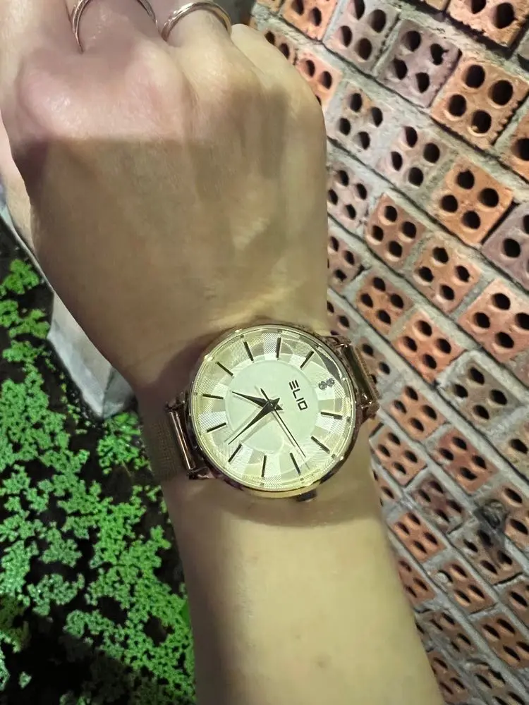 Khách hàng review Đồng hồ ELIO 33 mm Nữ ES008-01 1
